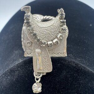 VTG. Horse Saddle Scarf Slide Clip Rhinestones Silver Tone Western Wear